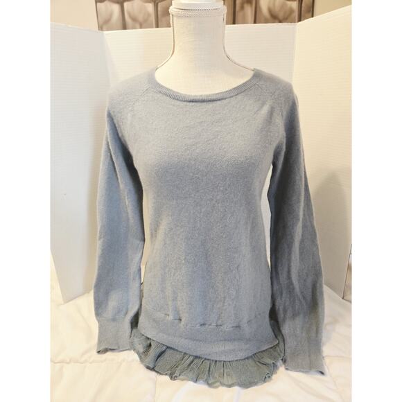 GARNET HILL Cashmere SWEATER GRAY/Blue Ruffle Hem Sz M UltraSoft Fairy Cottage - Picture 1 of 11